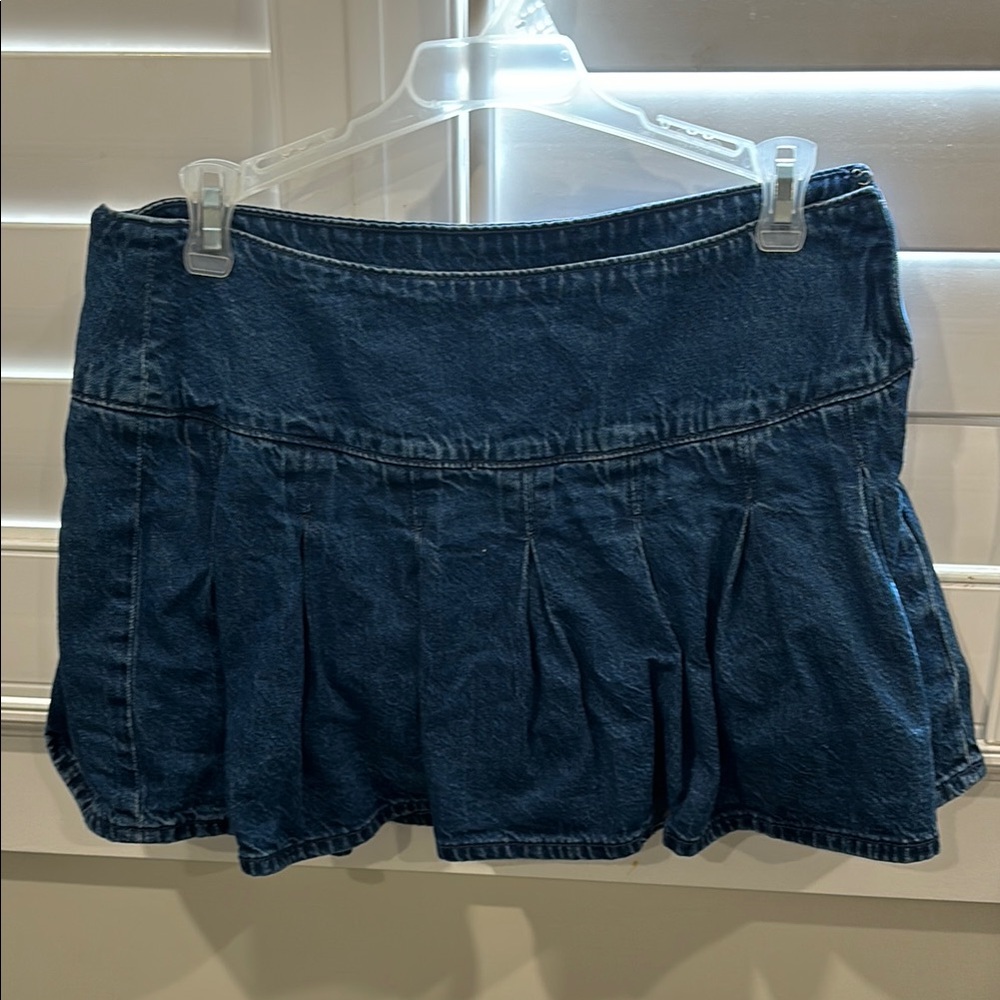 American Eagle Jean Skirt With Built In Shorts